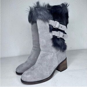 NWOT BearPaw Madeline gray goat fur boot